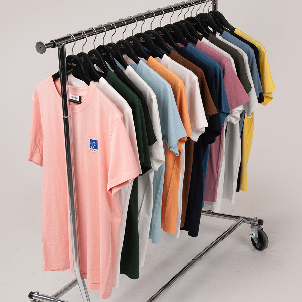 Comment porter le t-shirt avec style ?