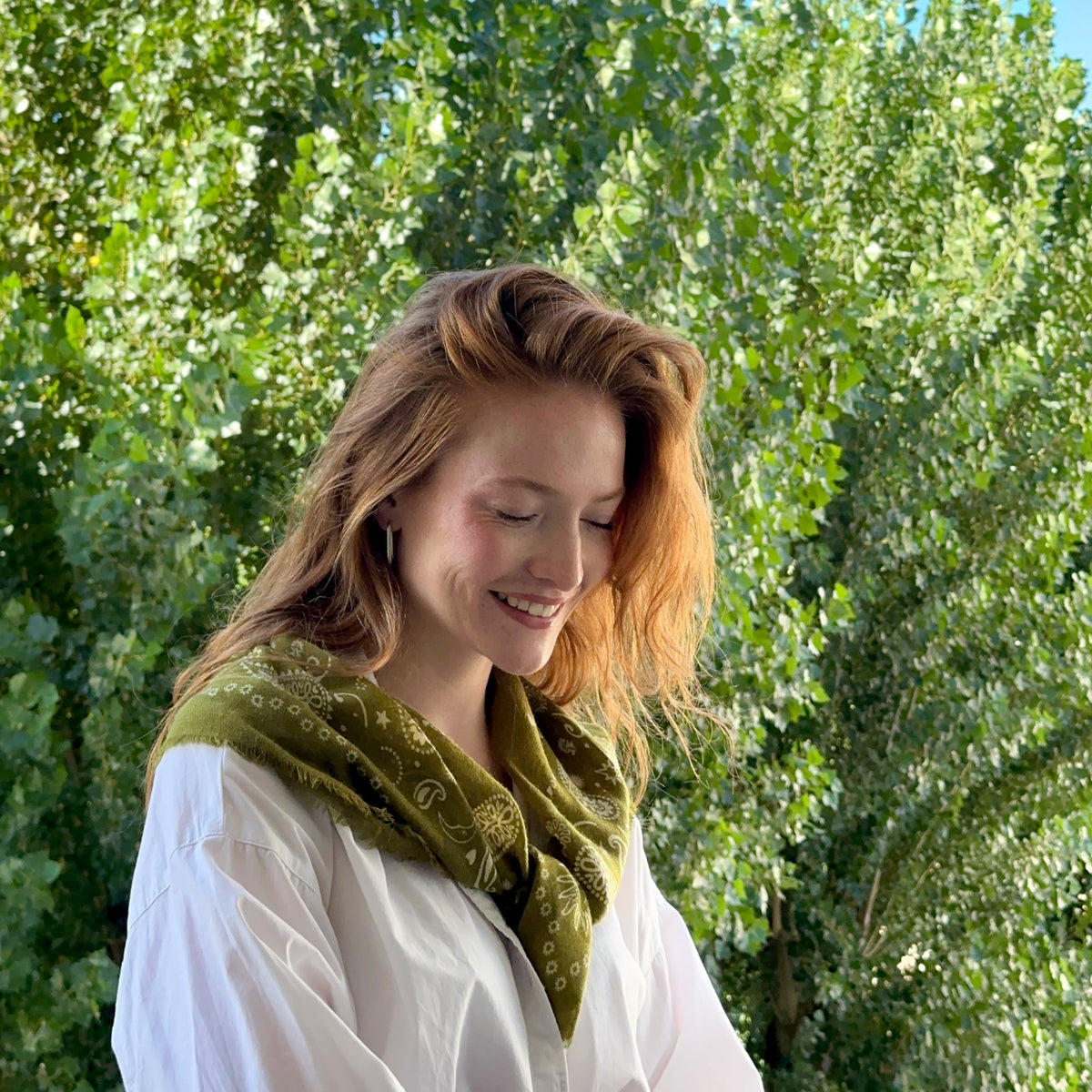 8 façons de porter notre foulard femme