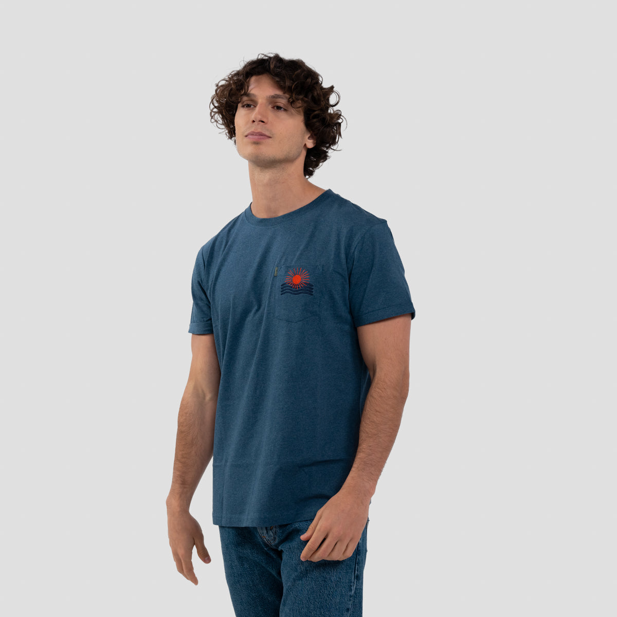 T-shirt bleu brodé MARIISORÉ x BILLYBELT