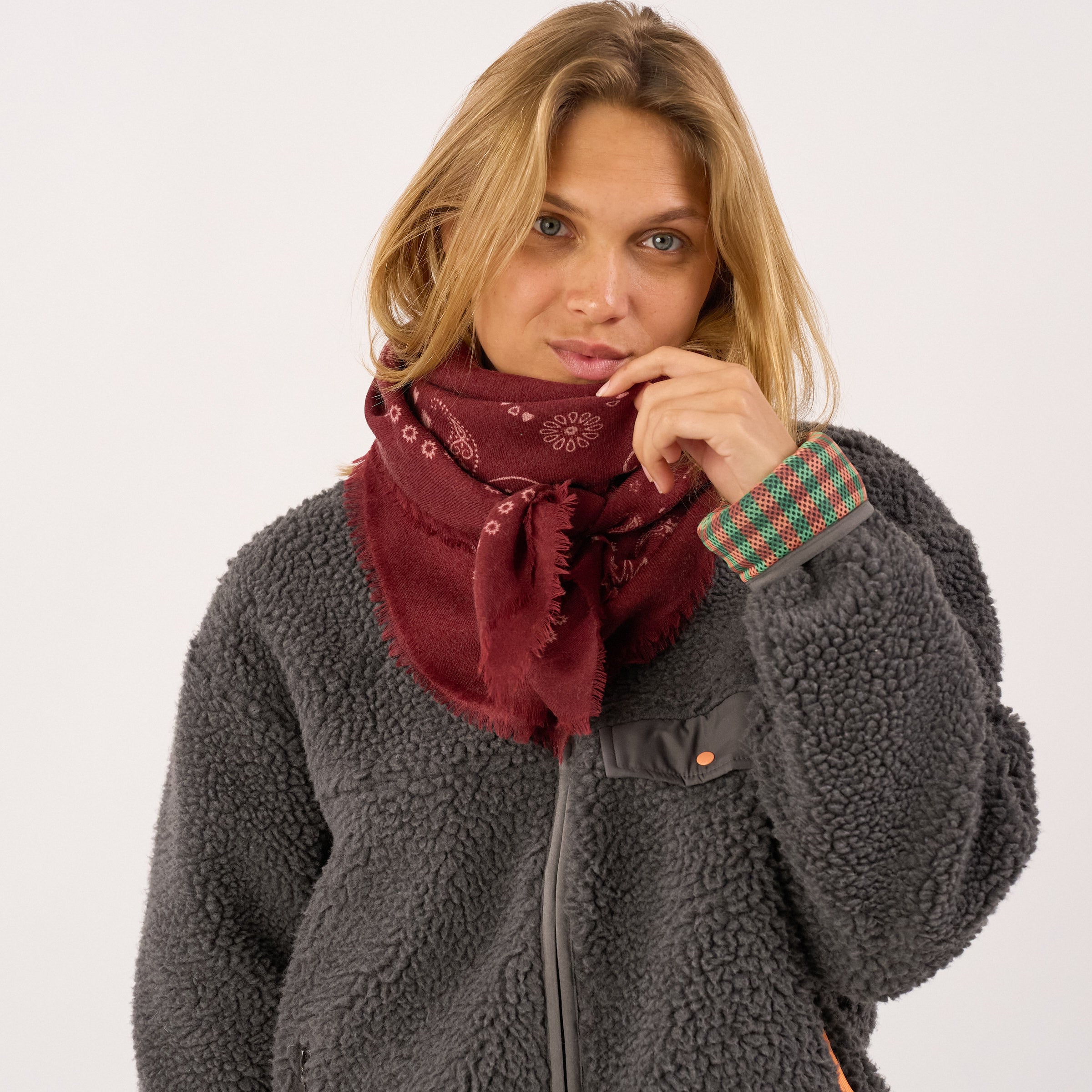Damessjaal van 100% wol Louise - Bordeauxrood